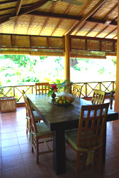 Villa Beach Waiara Flores Indonesien Maumere  Resort Restaurant Beachvilla Strandhaus, Tropen, Bungalow Luxus Villa am Strand