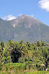 Hikking and Trekking - Volcano Egon near Maumere Kelimutu Indonesia Flores Island Volcano Maumere Beach Volcano Kelimutu near Maumere